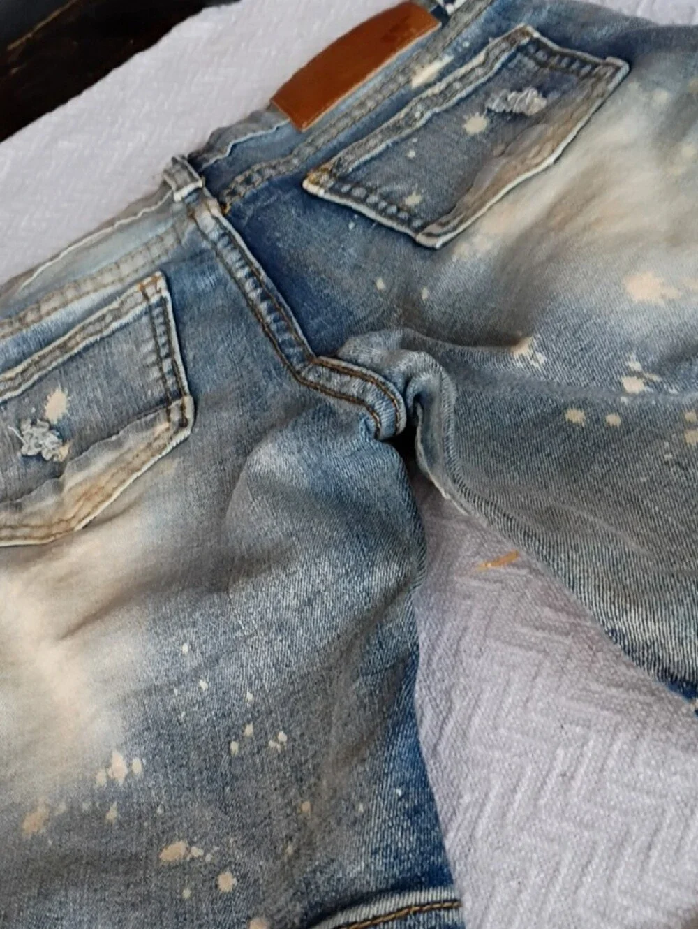 Waimea fit distressed